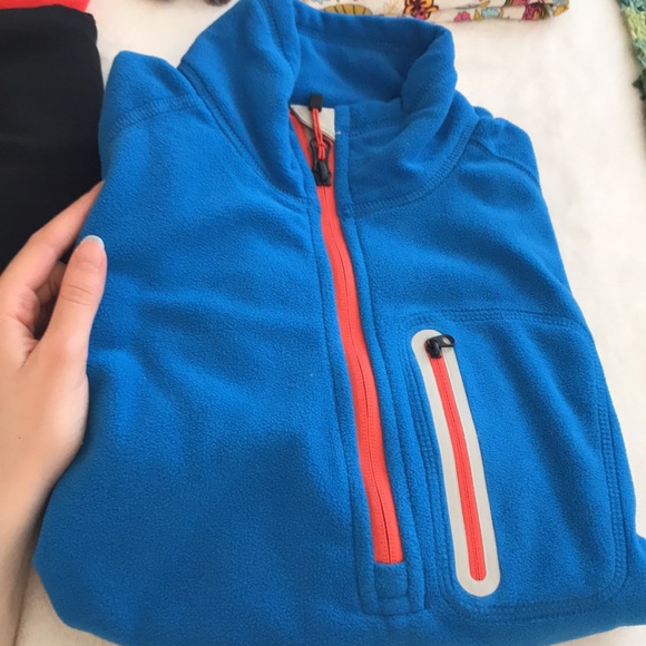 Eddie Bauer Sweaters - NWOT Eddie Bauer Fleece quarter zip sweater